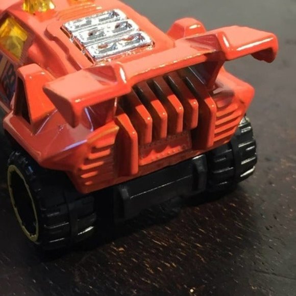 Ornge Car Action Figure Toy - Picture 4 of 6